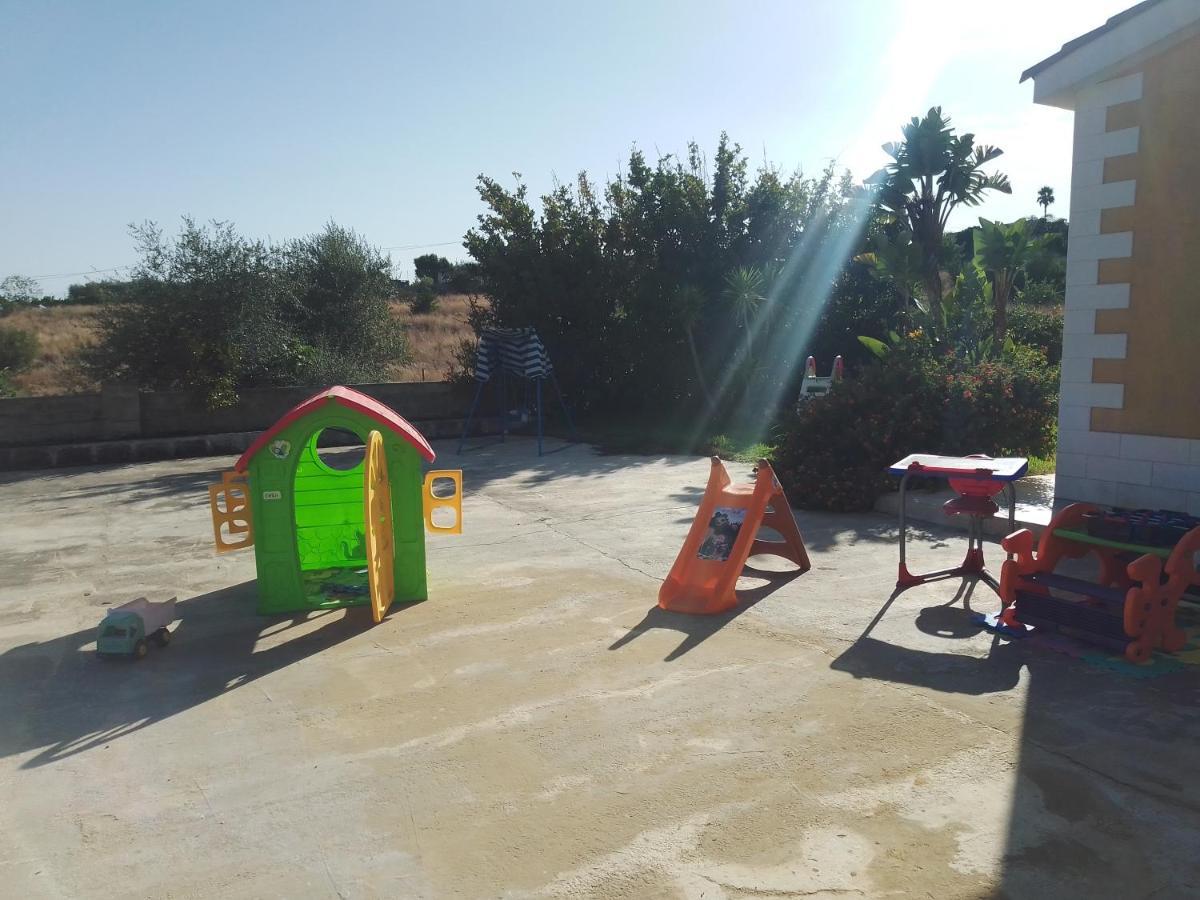 Villa Enea - Ad Uso Esclusivo Dei Nostri Ospiti Solarino Luaran gambar