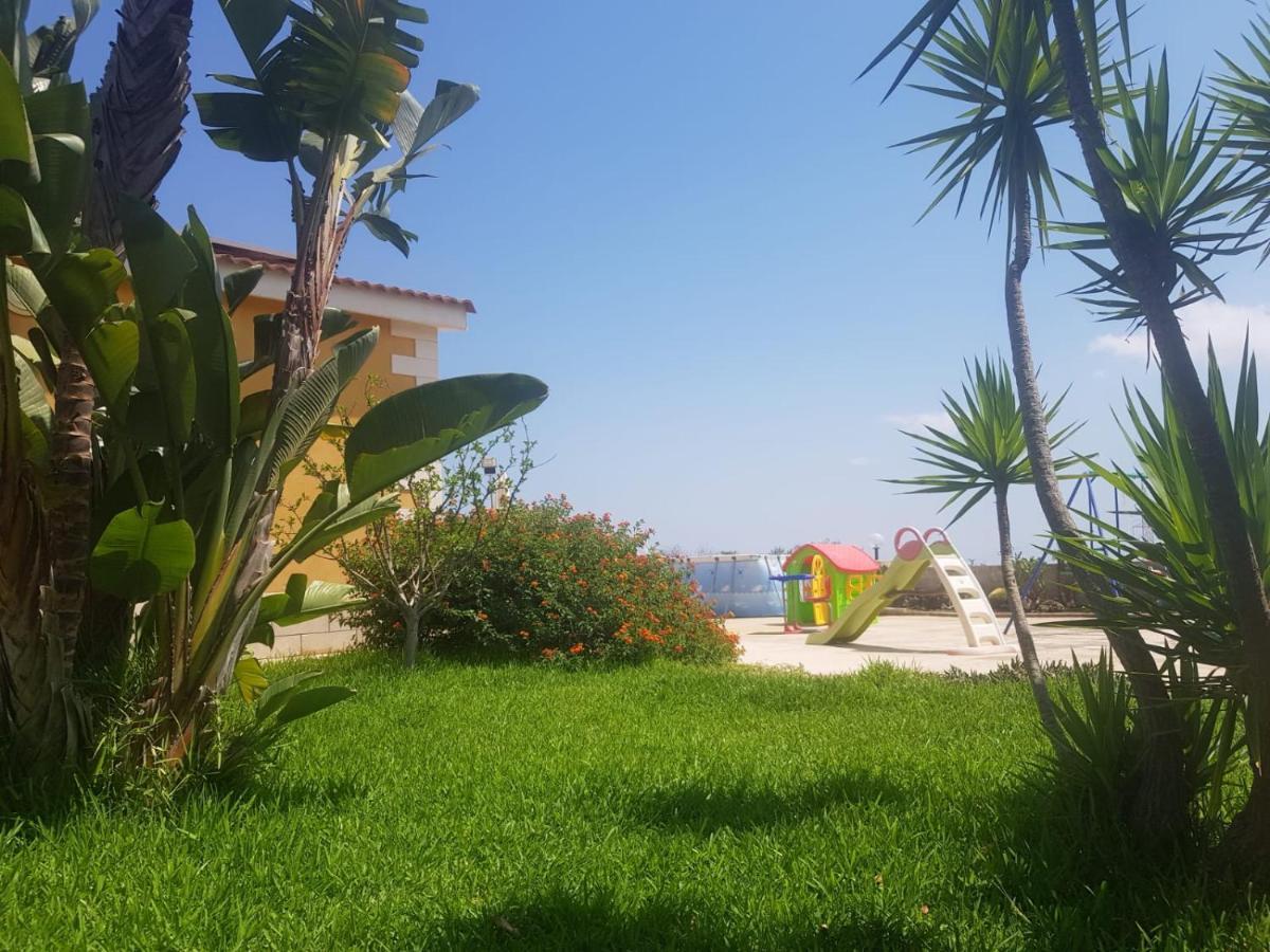 Villa Enea - Ad Uso Esclusivo Dei Nostri Ospiti Solarino Luaran gambar